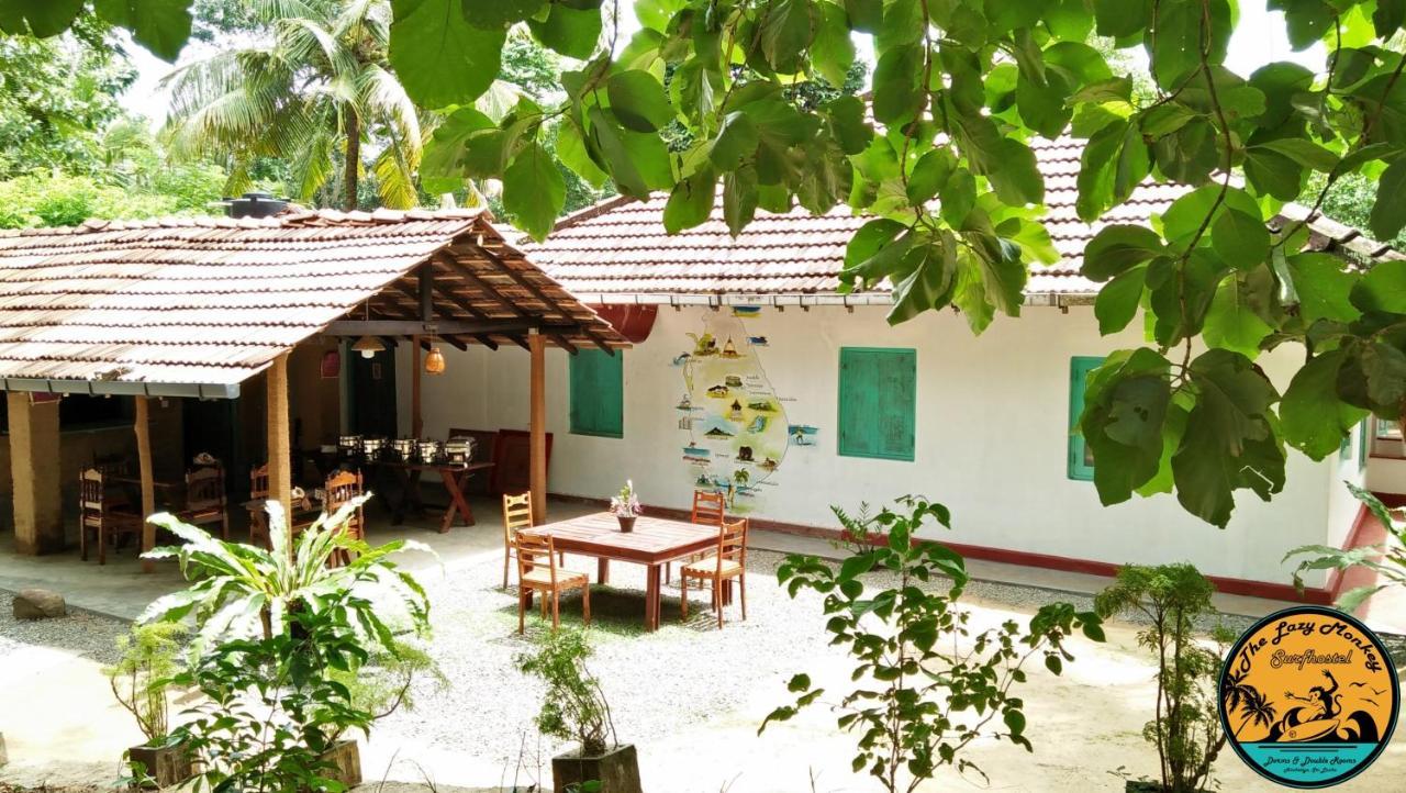 Lazy Monkey Sri Lanka Hostel Dickwella Exterior photo