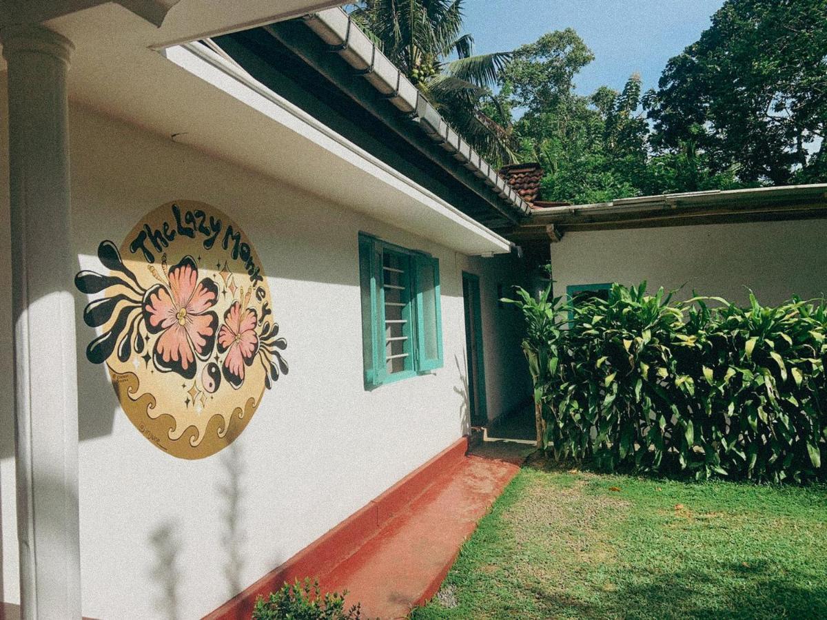 Lazy Monkey Sri Lanka Hostel Dickwella Exterior photo
